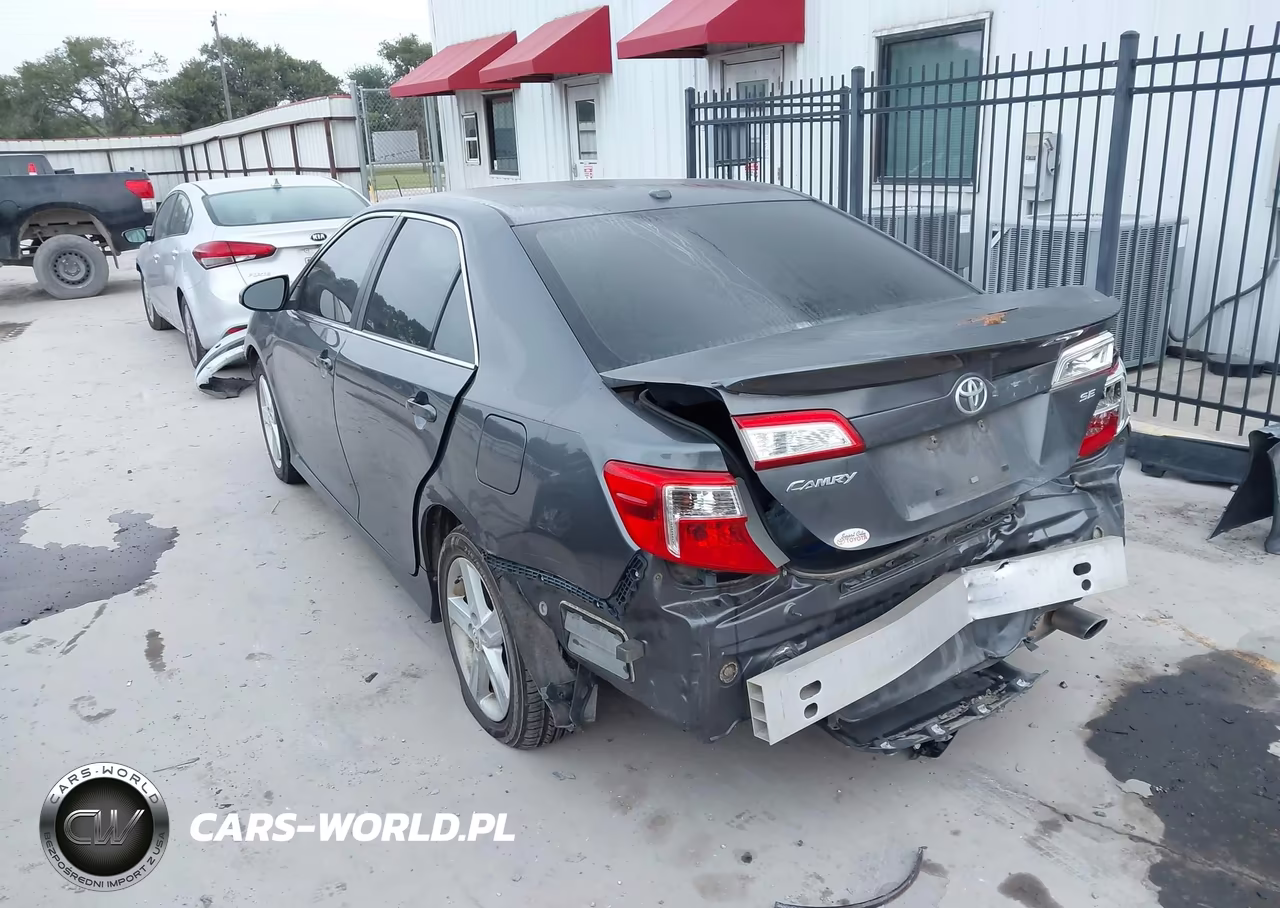 2013 Toyota Camry Se VIN:4T1BF1FK4DU216174 - 3
