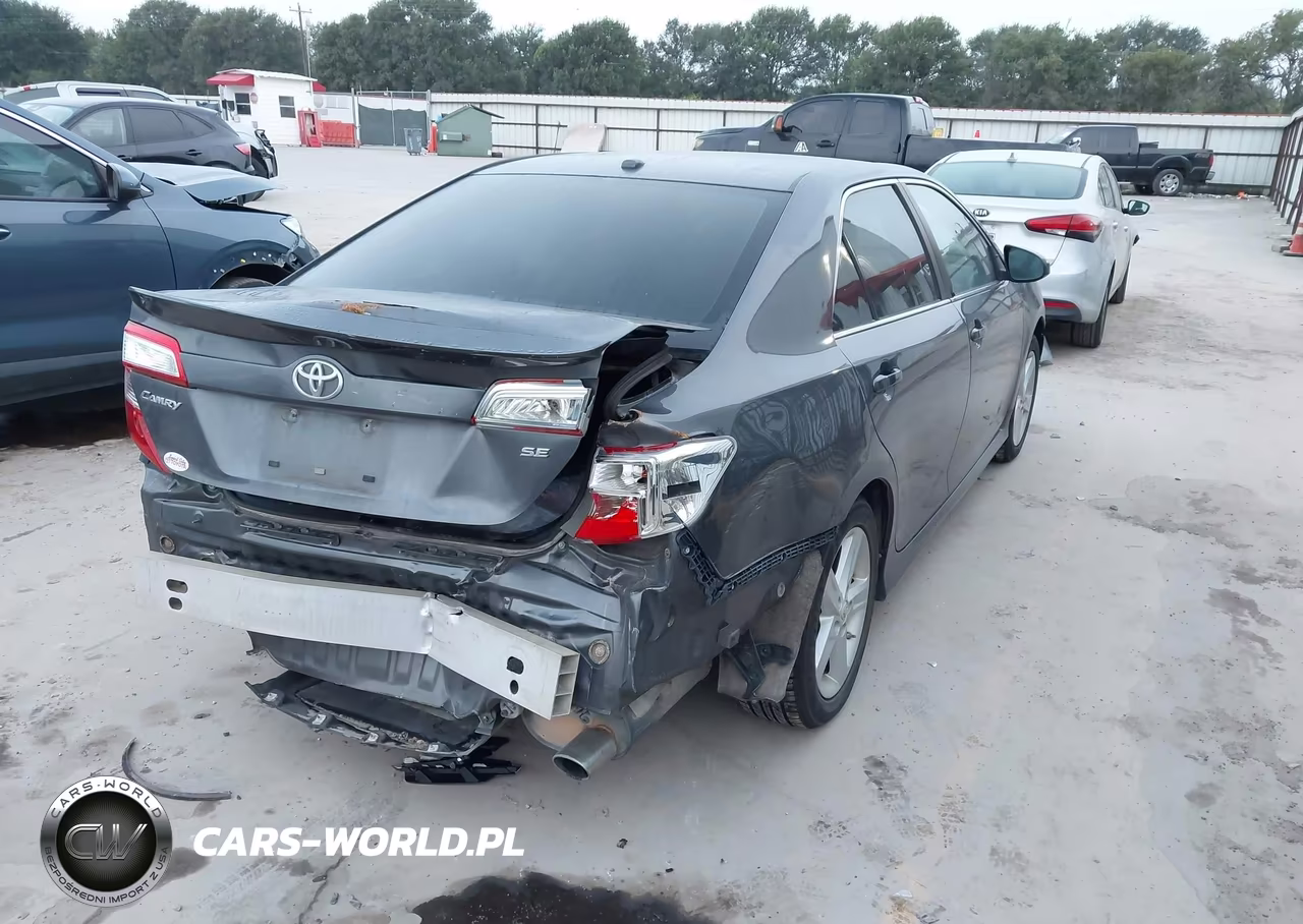 2013 Toyota Camry Se VIN:4T1BF1FK4DU216174 - 4