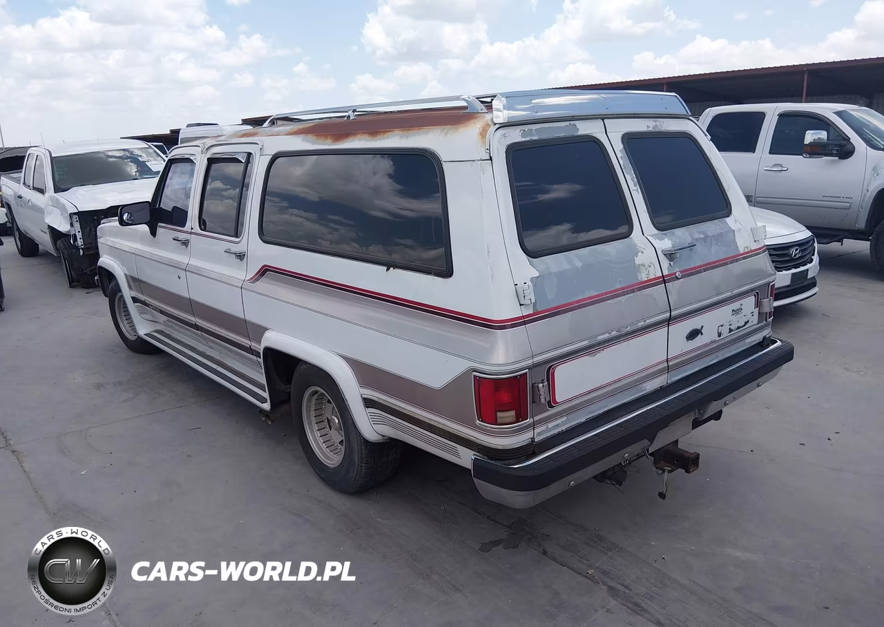 1990 Chevrolet Suburban R1500 VIN:1GNER16K8LF168732 - 3