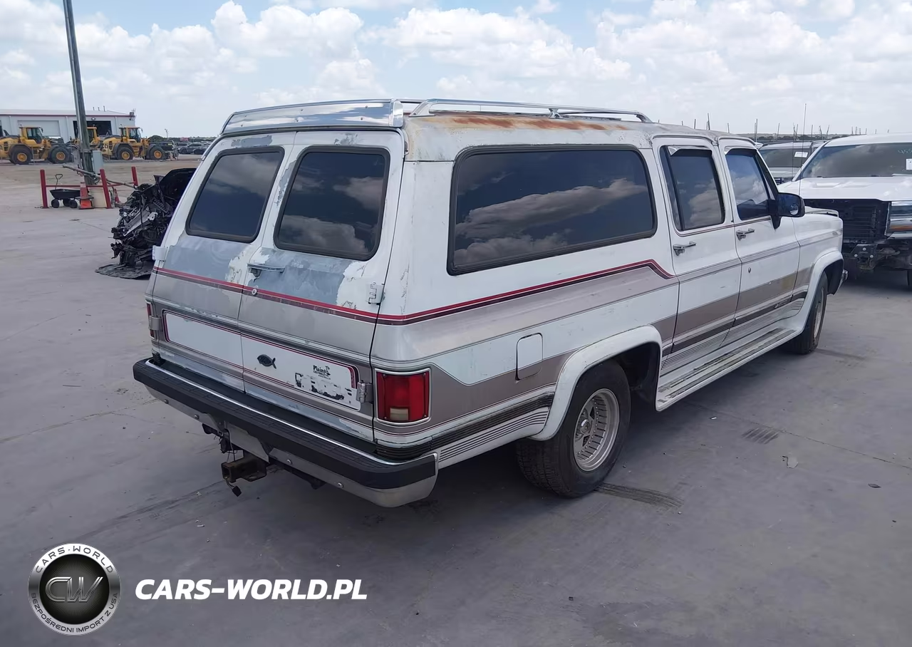 1990 Chevrolet Suburban R1500 VIN:1GNER16K8LF168732 - 4