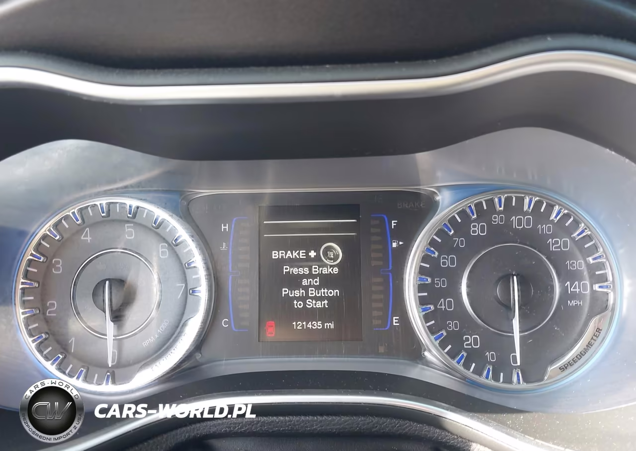 2017 Chrysler 200 Limited Platinum VIN:1C3CCCAG0HN510143 - 7