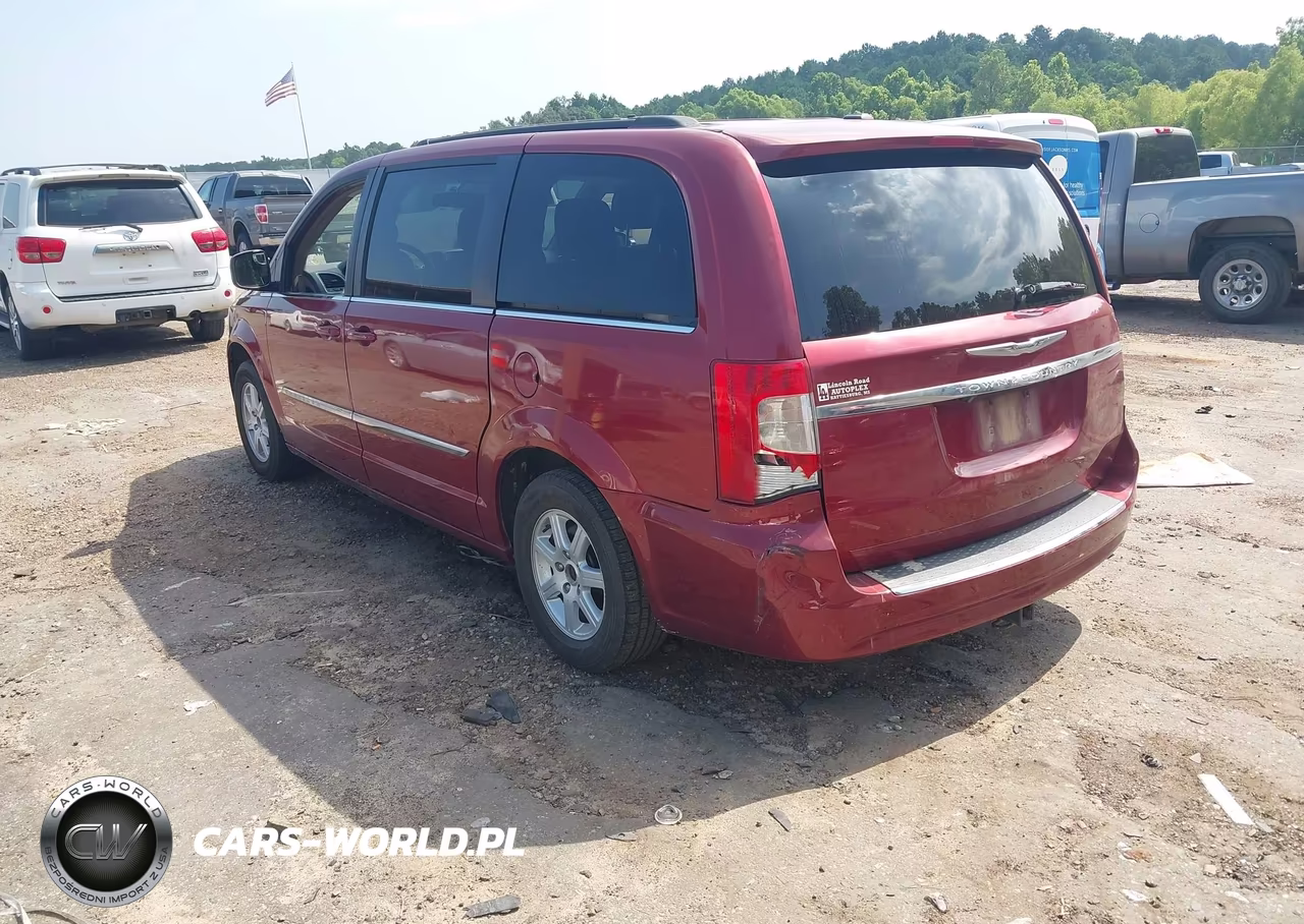 2011 Chrysler Town & Country Touring VIN:2A4RR5DGXBR721785 - 3