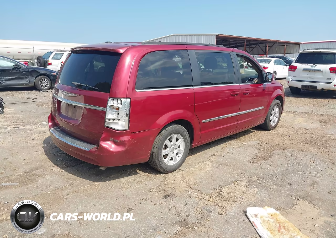 2011 Chrysler Town & Country Touring VIN:2A4RR5DGXBR721785 - 4