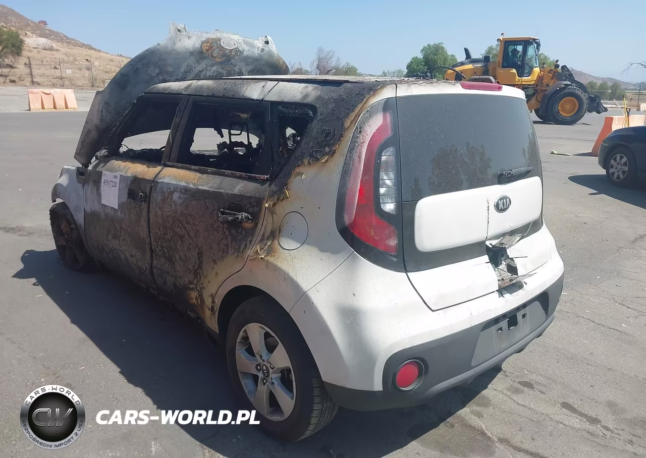 2018 Kia Soul VIN:KNDJN2A26J7891941 - 3