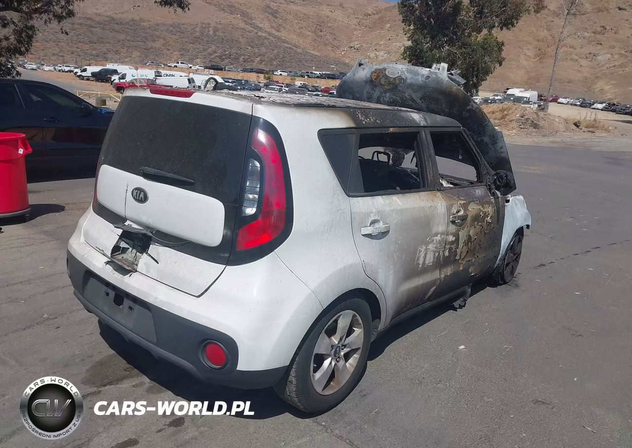 2018 Kia Soul VIN:KNDJN2A26J7891941 - 4