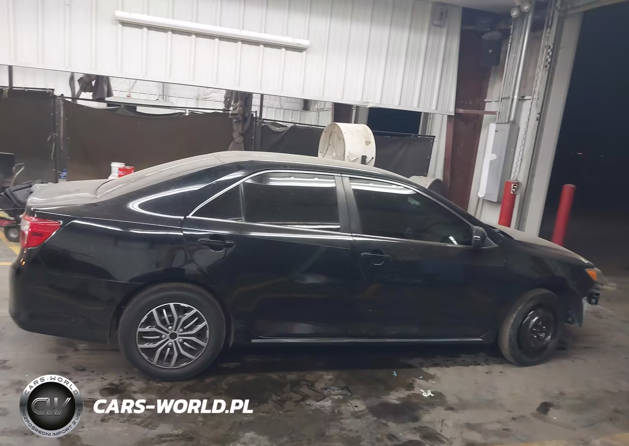 2014 Toyota Camry Le VIN:4T4BF1FK1ER338885 - 14