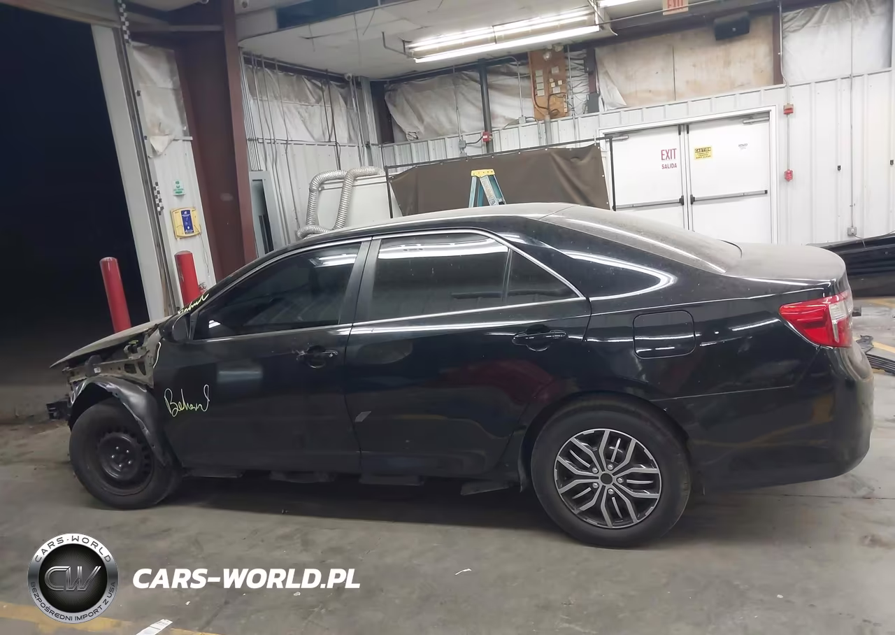 2014 Toyota Camry Le VIN:4T4BF1FK1ER338885 - 15