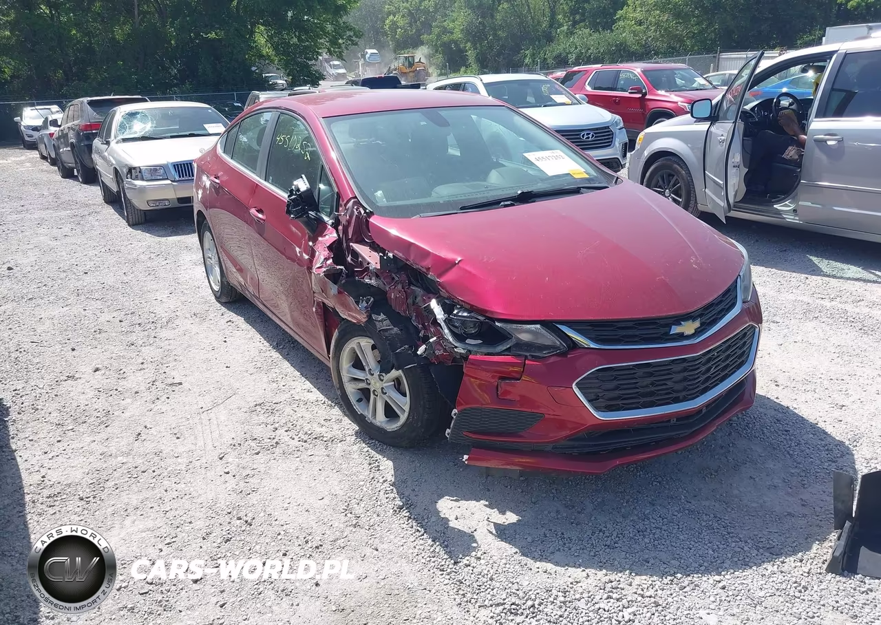 2018 Chevrolet Cruze Lt Auto – zdjęcie 1 z 20