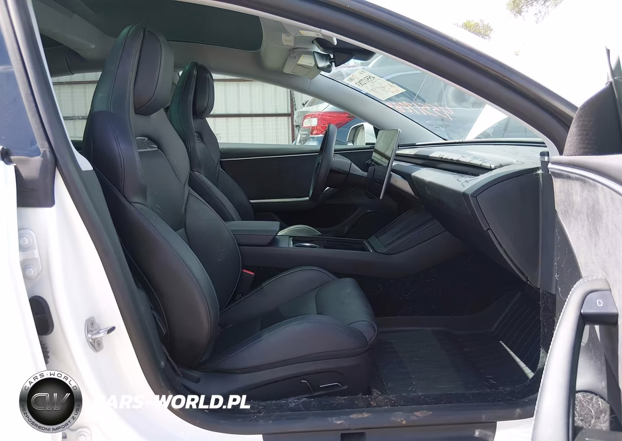 2025 Tesla Model 3 Performance All-Wheel Drive VIN:5YJ3E1ET2SF984960 - 5