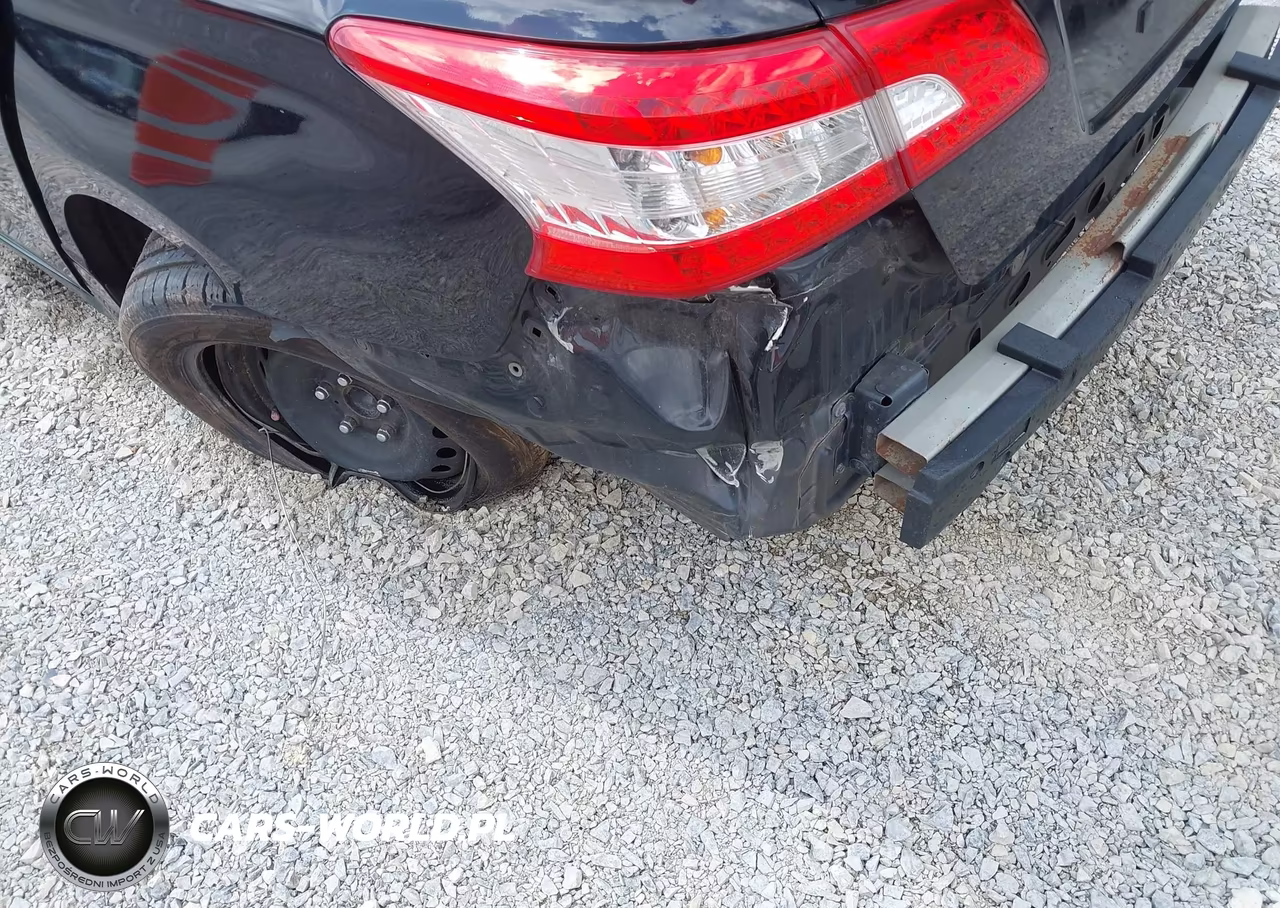 2014 Nissan Sentra S VIN:3N1AB7AP1EY285522 - 19
