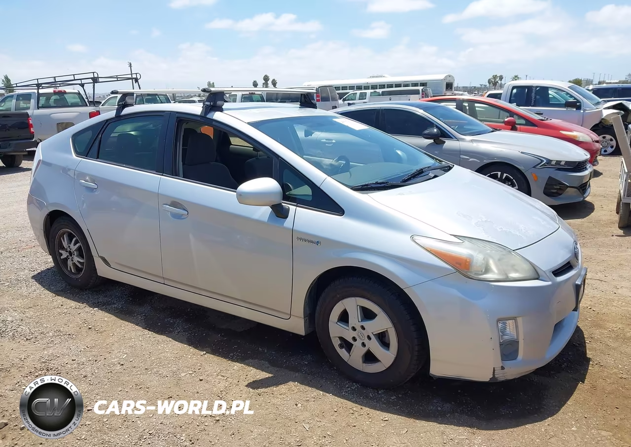 2011 Toyota Prius Two – zdjęcie 1 z 16
