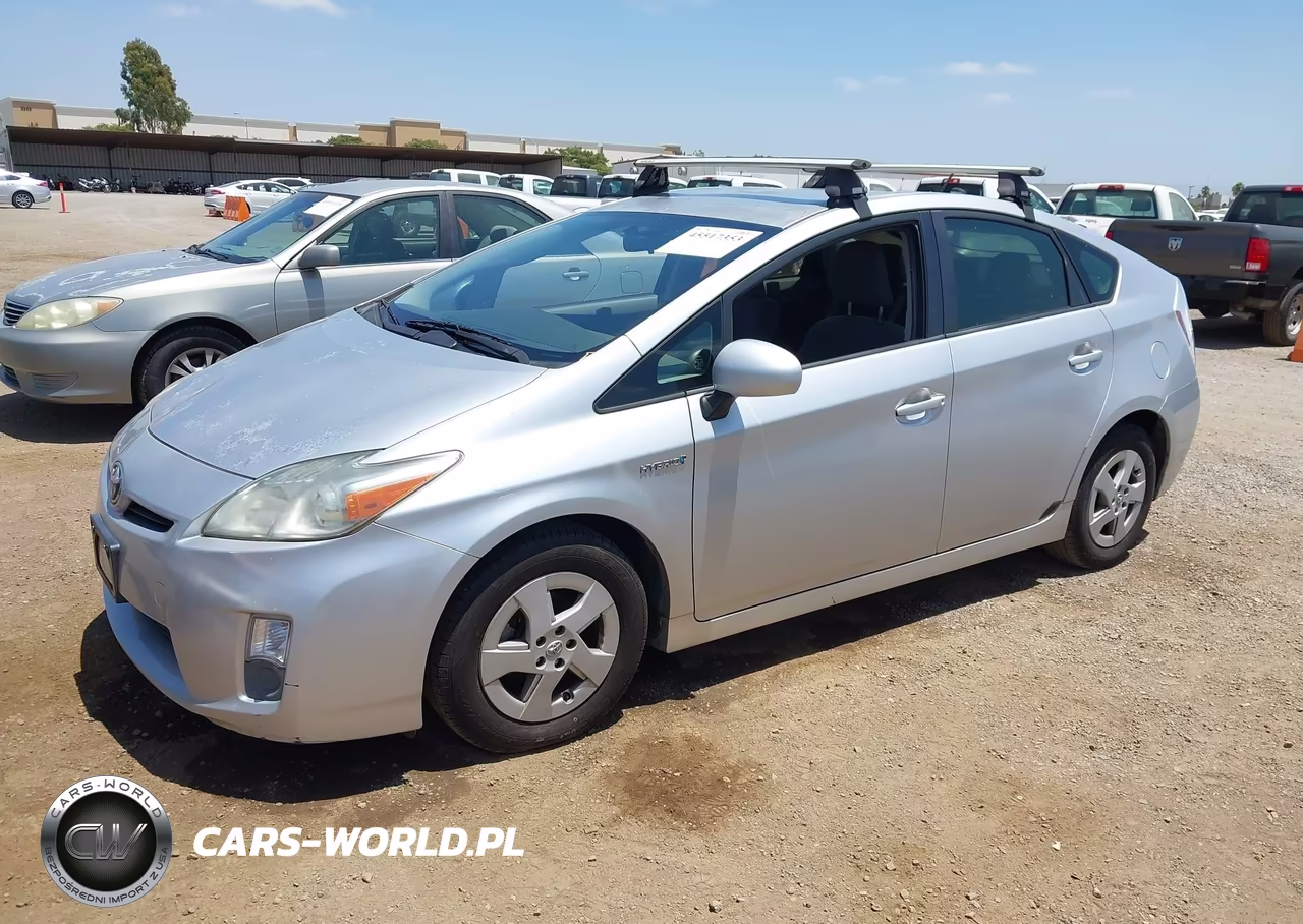2011 Toyota Prius Two VIN:JTDKN3DU7B0252047 - 2