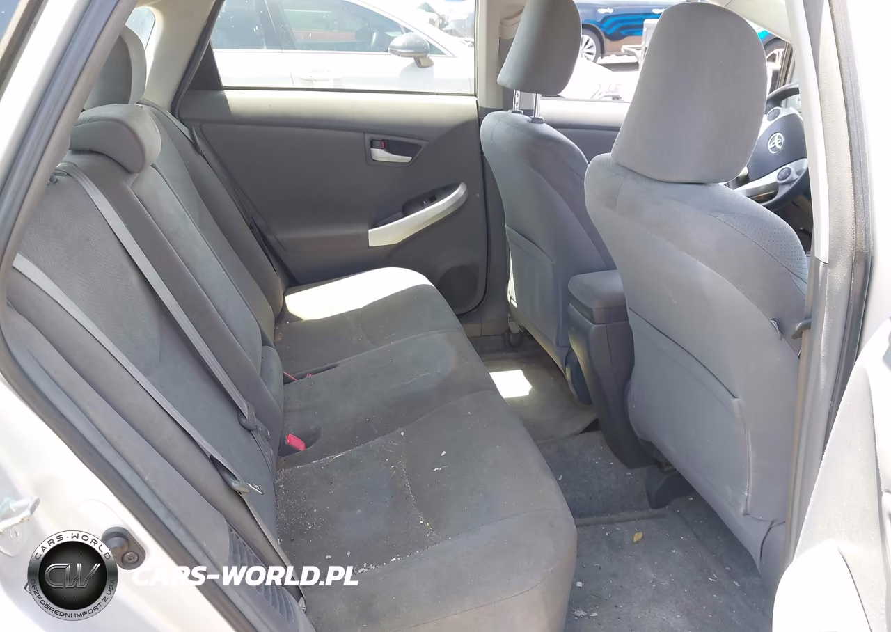 2011 Toyota Prius Two VIN:JTDKN3DU7B0252047 - 8