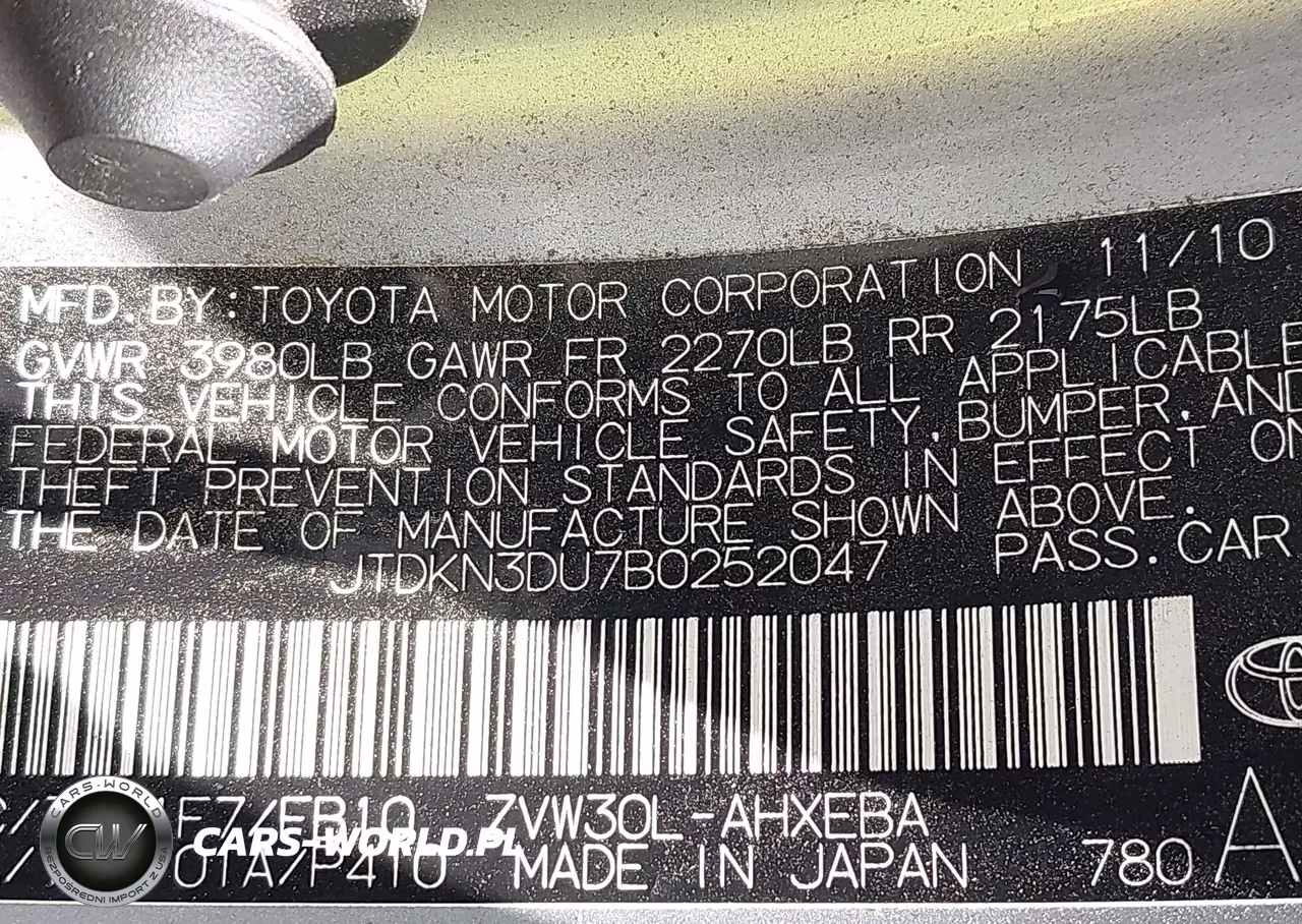 2011 Toyota Prius Two VIN:JTDKN3DU7B0252047 - 9