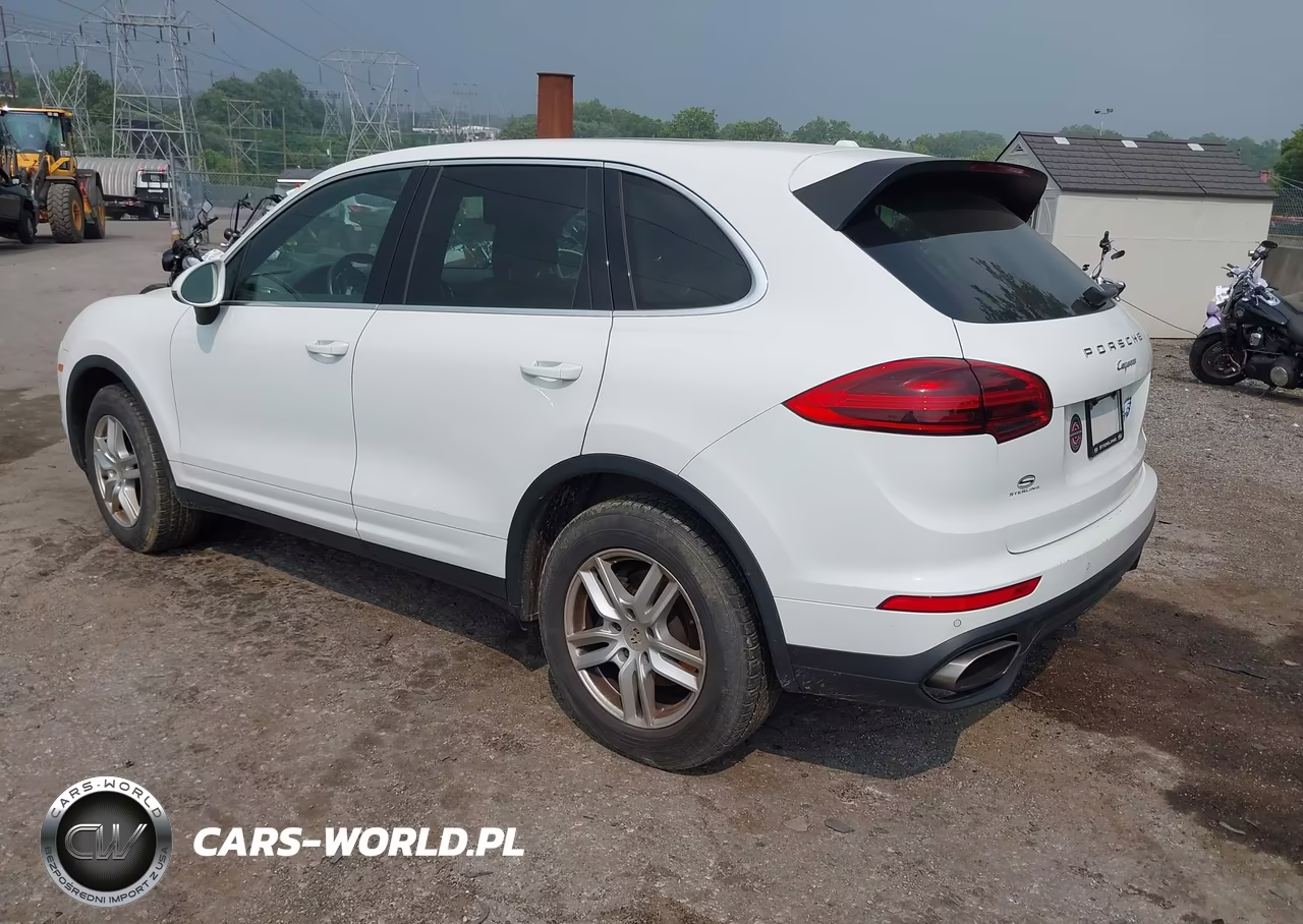2016 Porsche Cayenne VIN:WP1AA2A20GLA10516 - 3