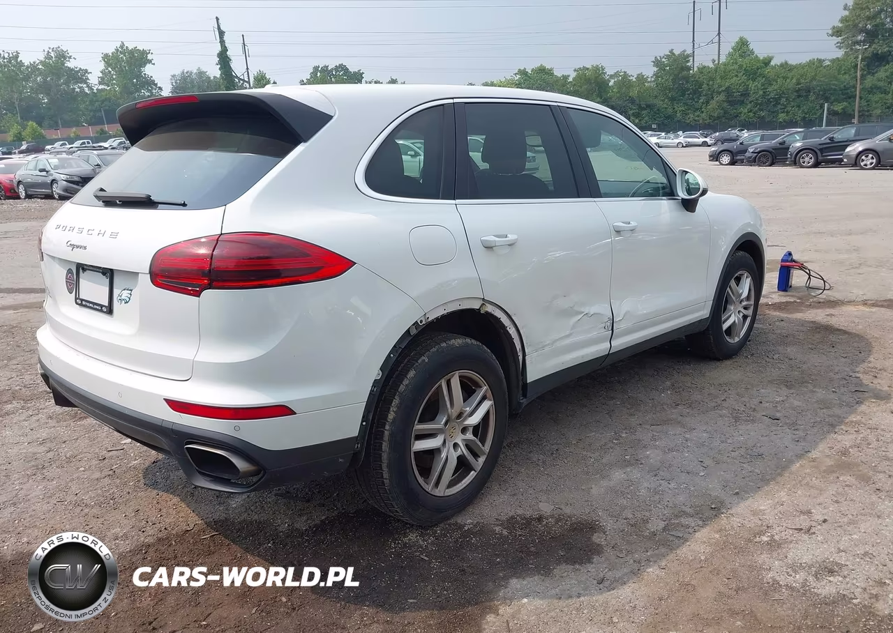 2016 Porsche Cayenne VIN:WP1AA2A20GLA10516 - 4
