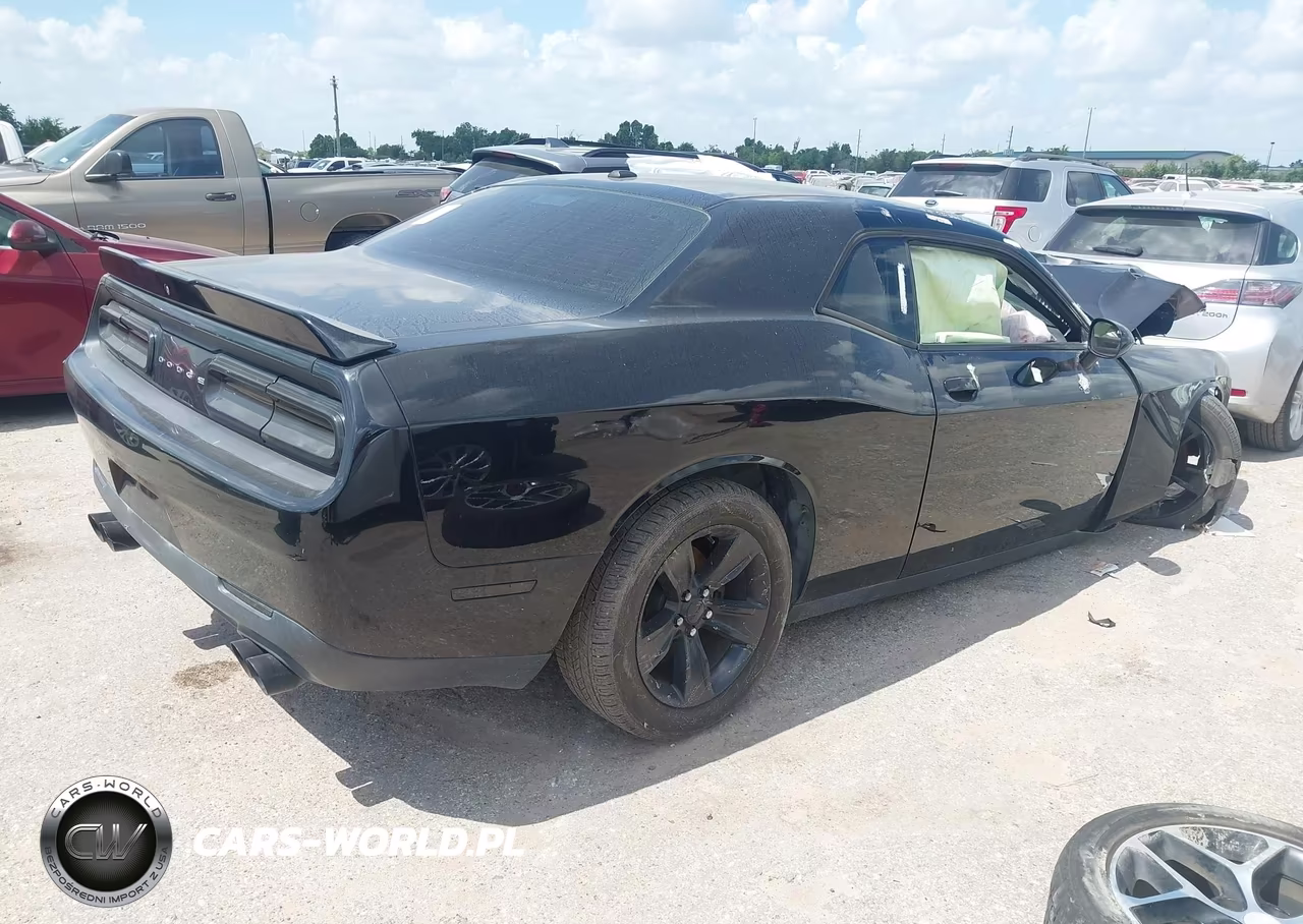 2019 Dodge Challenger Sxt VIN:2C3CDZAG1KH616228 - 4