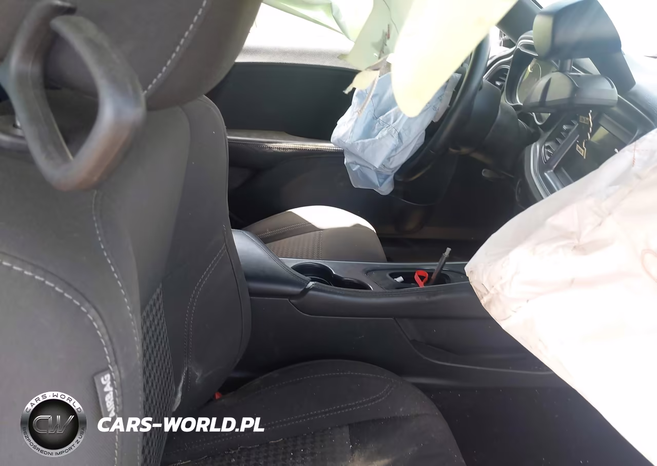 2019 Dodge Challenger Sxt VIN:2C3CDZAG1KH616228 - 5