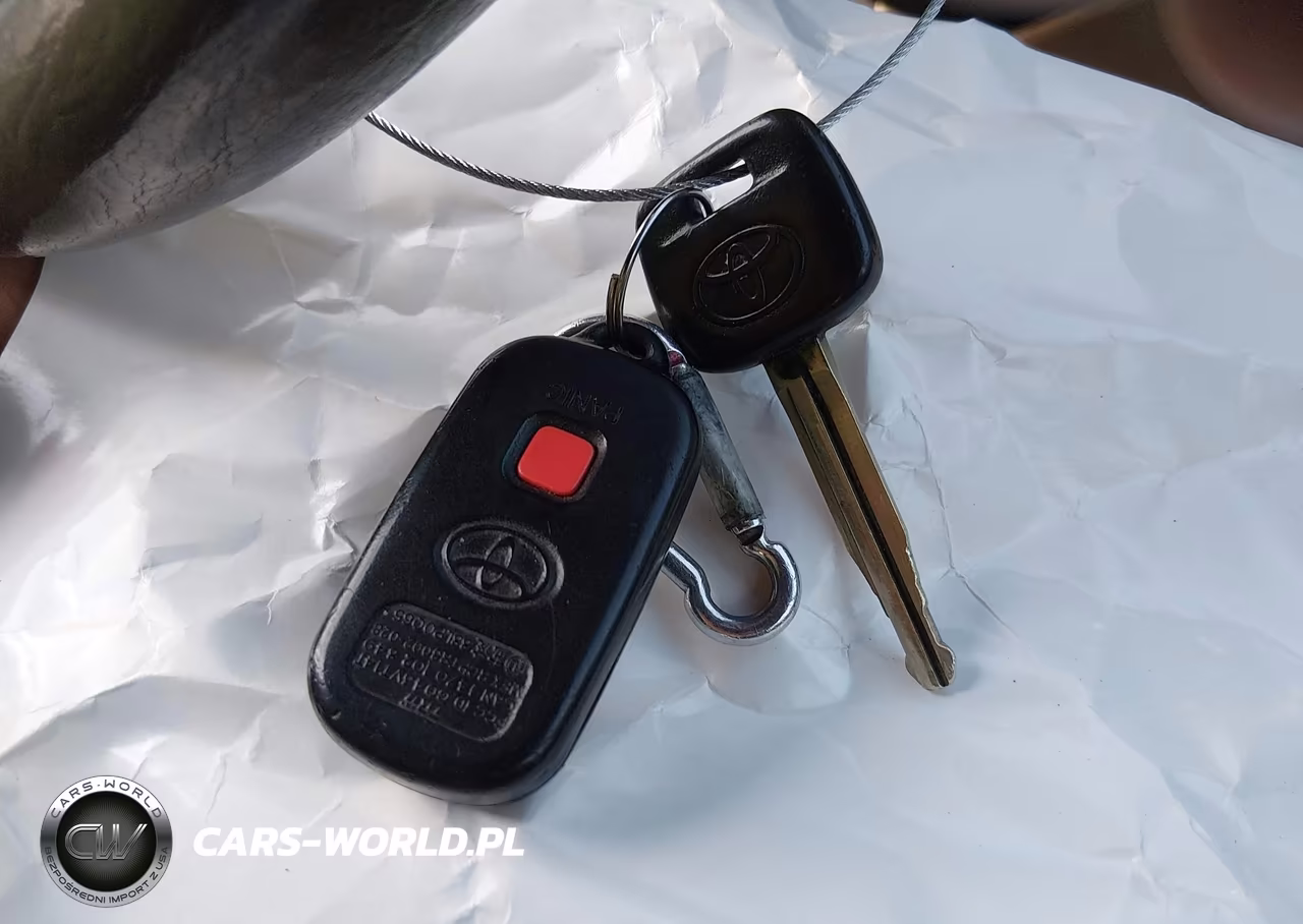 2004 Toyota Camry Le VIN:4T1BE32K14U314289 - 11