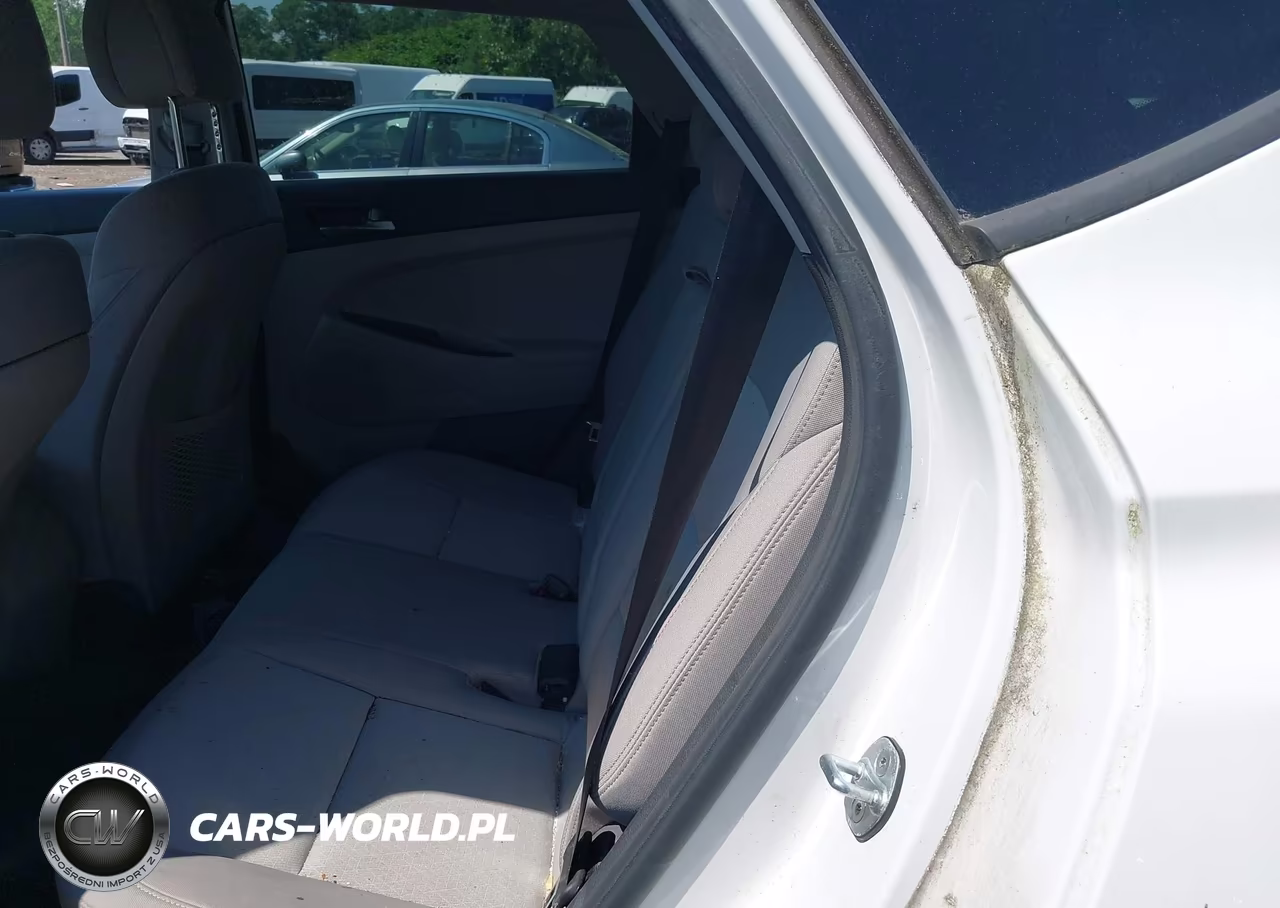 2017 Hyundai Tucson Se VIN:KM8J3CA45HU443890 - 8