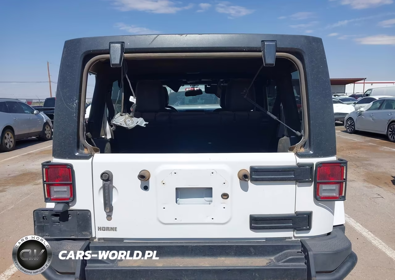 2017 Jeep Wrangler Unlimited Winter 4X4 VIN:1C4BJWEG0HL608223 - 16