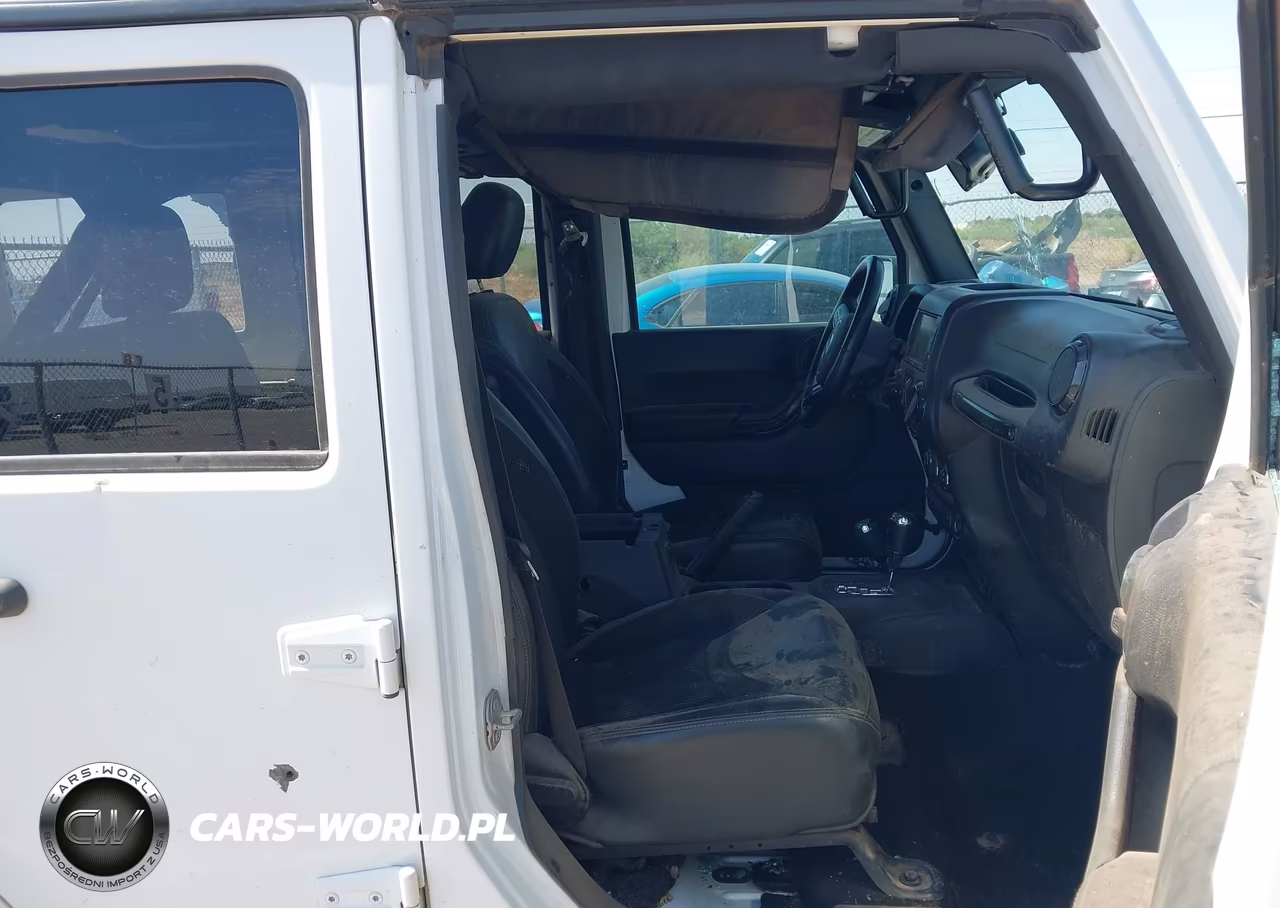 2017 Jeep Wrangler Unlimited Winter 4X4 VIN:1C4BJWEG0HL608223 - 5