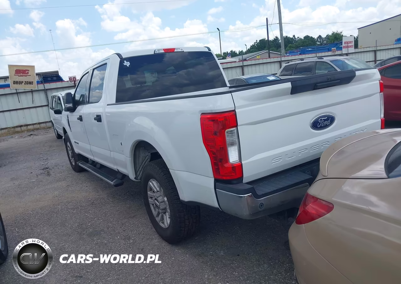 2017 Ford F-250 King Ranch-Lariat-Xl-Xlt VIN:1FT7W2AT5HEC19942 - 3