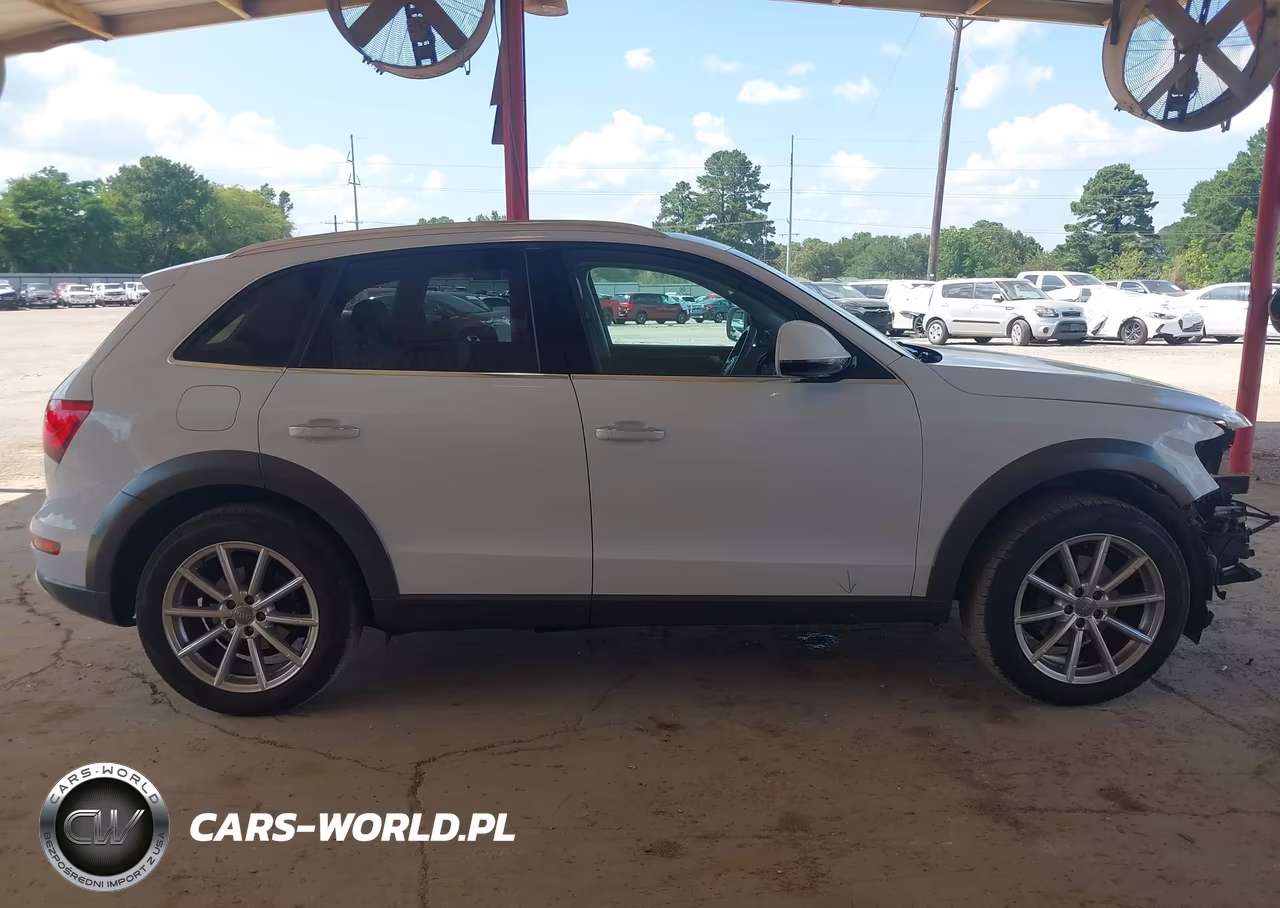 2017 Audi Q5 2.0T Premium VIN:WA1L2AFP8HA025455 - 14