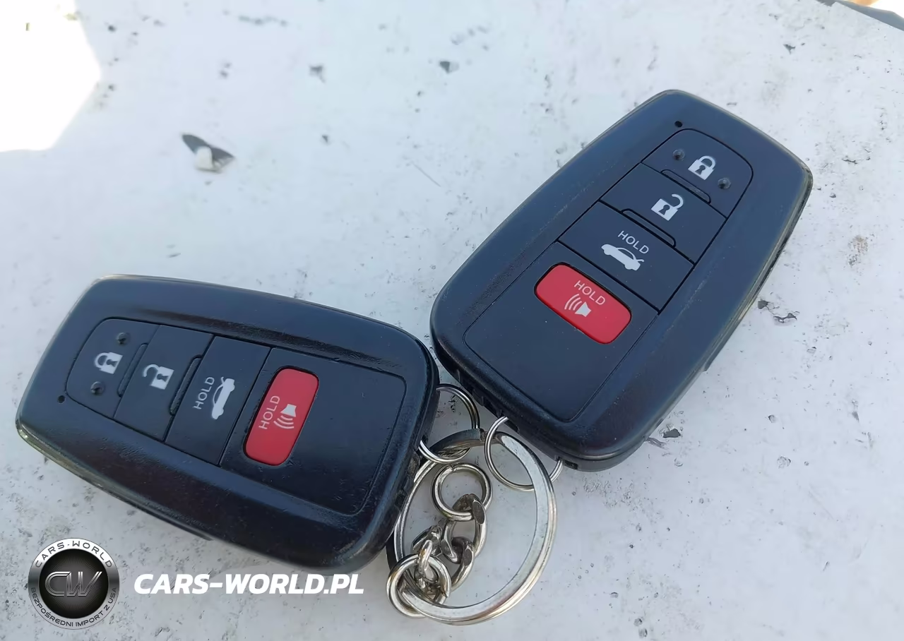2020 Toyota Corolla Hybrid Le VIN:JTDEBRBE8LJ025854 - 11