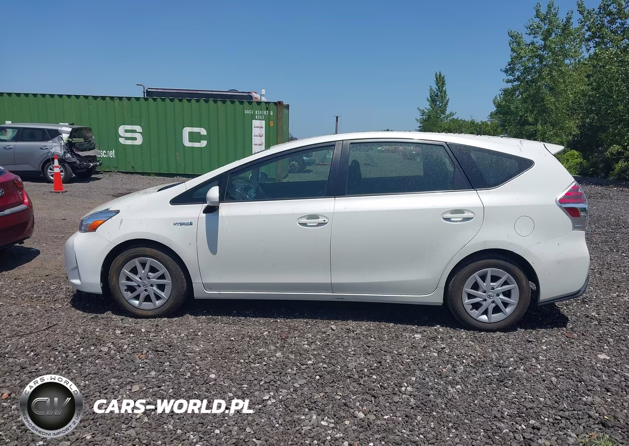 2017 Toyota Prius V Three VIN:JTDZN3EU7HJ064936 - 14