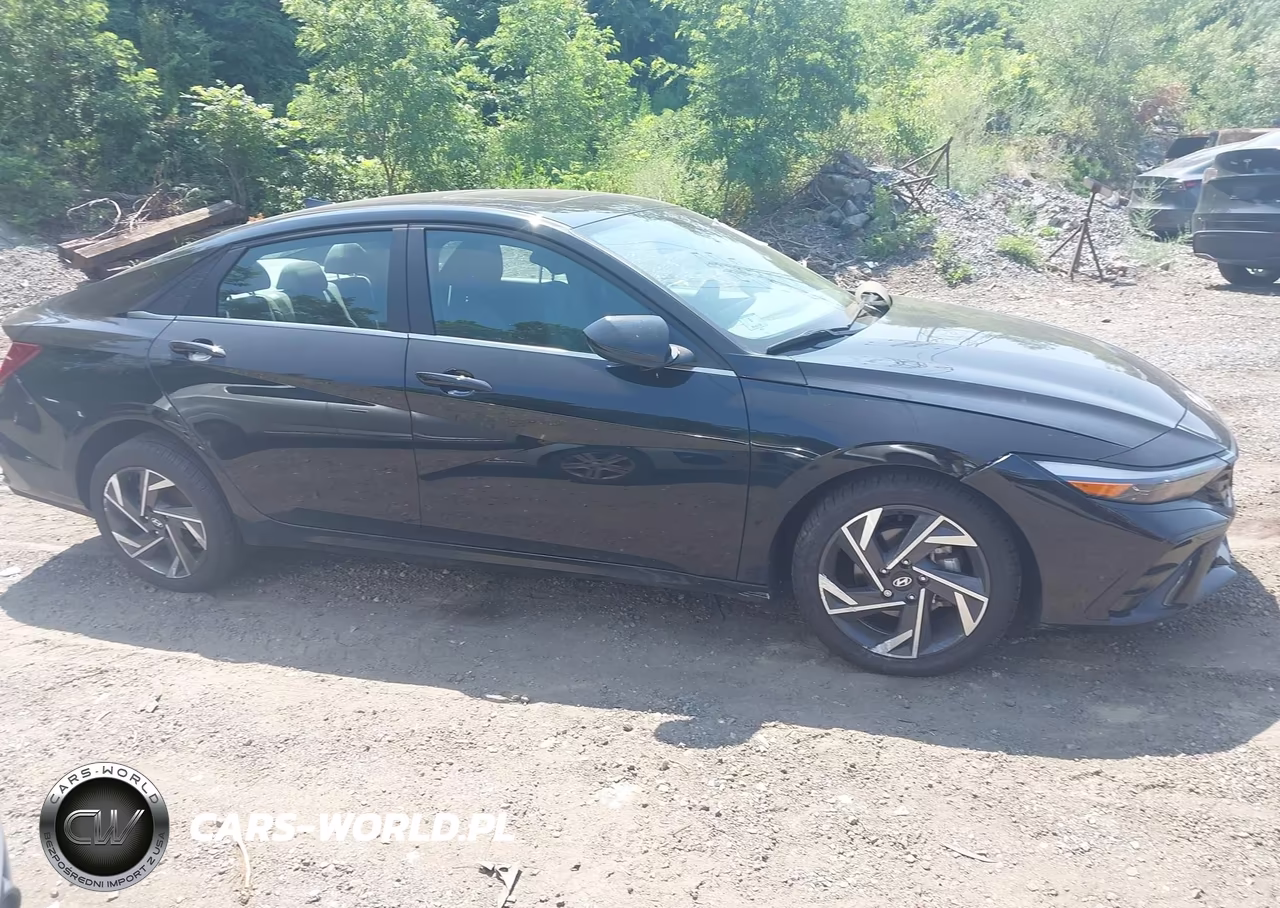 2025 Hyundai Elantra Sel Convenience VIN:KMHLS4DG7SU971526 - 13