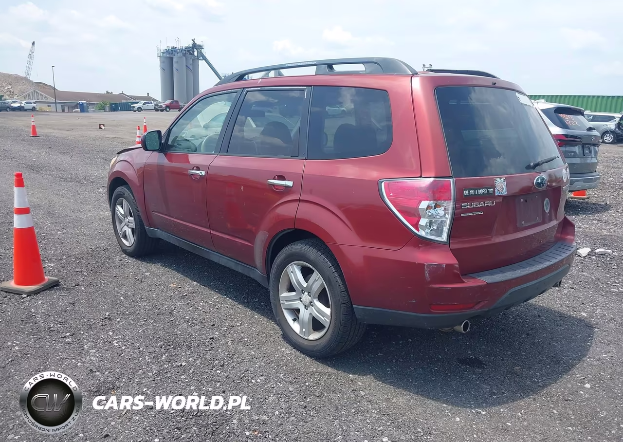 2010 Subaru Forester 2.5X Premium VIN:JF2SH6CC0AH751565 - 3