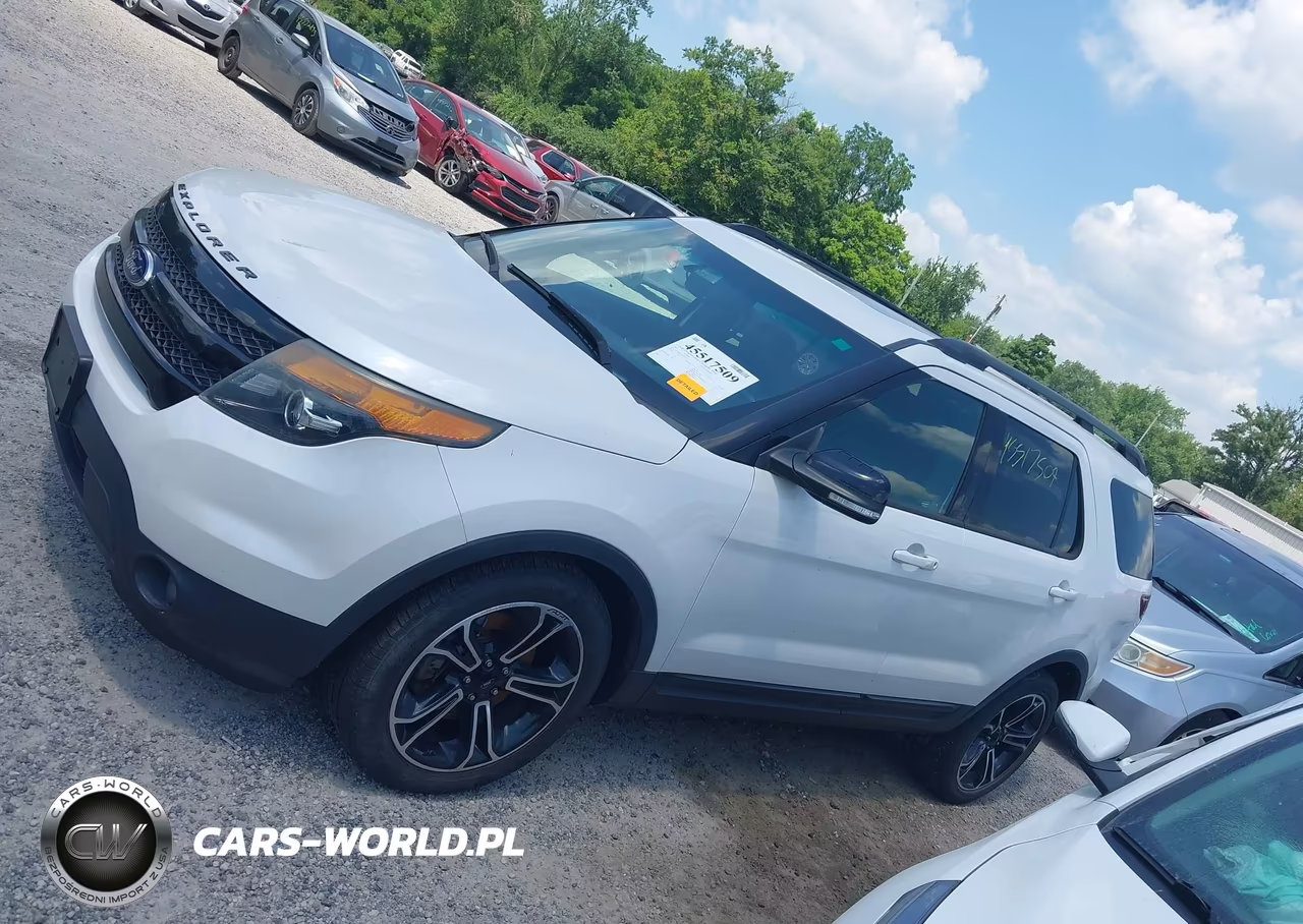 2015 Ford Explorer Sport VIN:1FM5K8GT1FGB15233 - 14