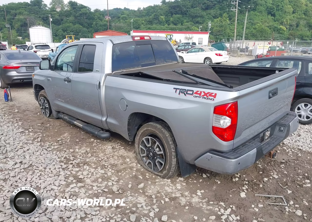 2018 Toyota Tundra Sr5 5.7L V8 VIN:5TFUY5F11JX703333 - 3