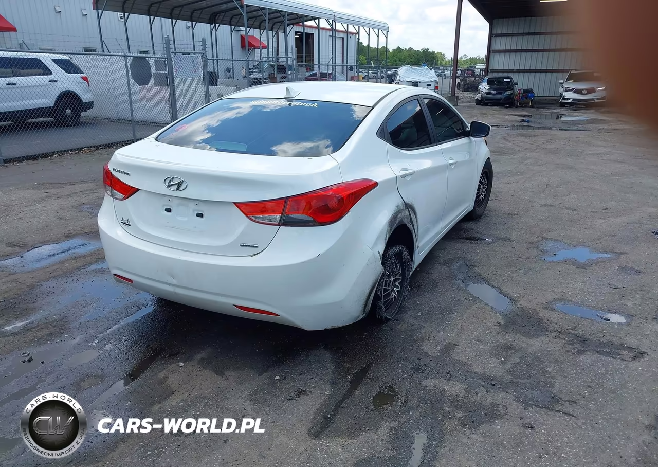 2011 Hyundai Elantra Limited VIN:5NPDH4AE1BH075999 - 4