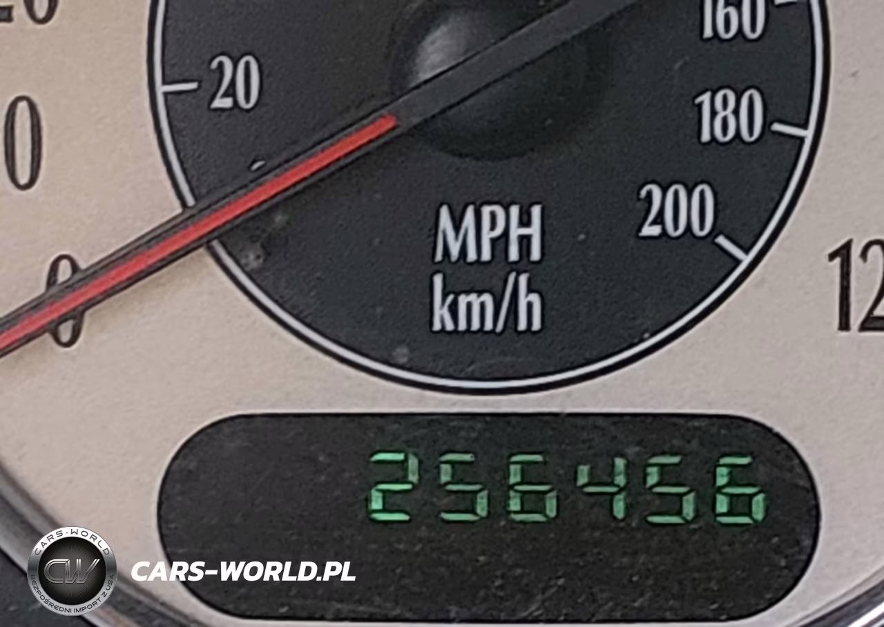 2002 Chrysler Town & Country Limited VIN:2C8GP64L02R630495 - 15