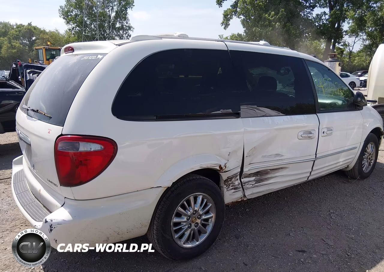 2002 Chrysler Town & Country Limited VIN:2C8GP64L02R630495 - 6