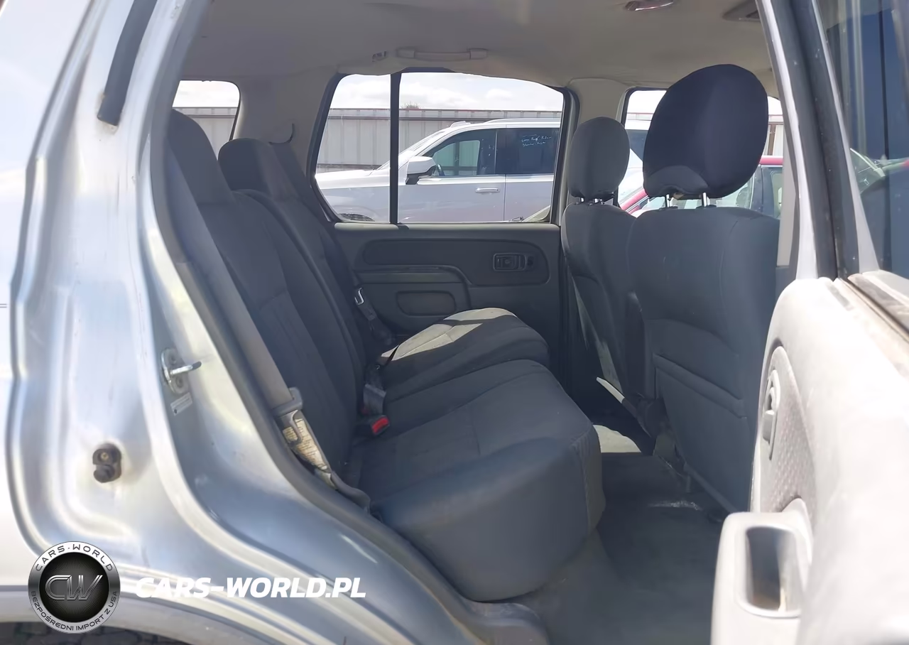 2003 Nissan Xterra Xe VIN:5N1ED28Y83C661158 - 8