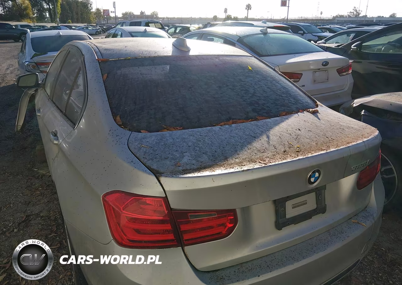 2013 BMW 328I xDrive VIN:WBA3B3G53DNR80727 - 3