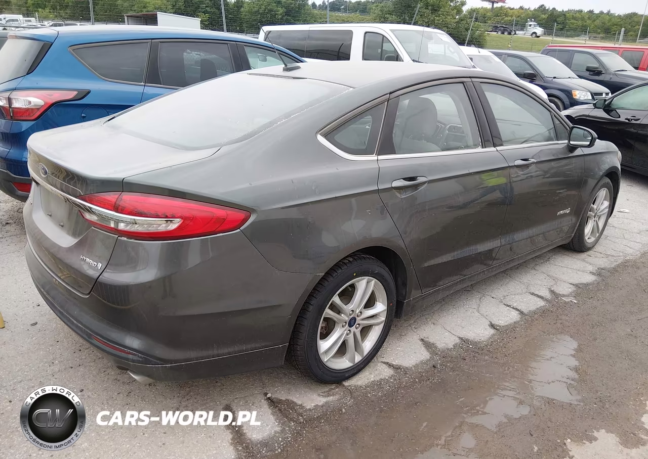 2018 Ford Fusion Hybrid S VIN:3FA6P0UU8JR209464 - 4