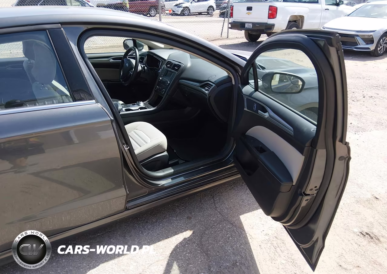 2018 Ford Fusion Hybrid S VIN:3FA6P0UU8JR209464 - 5