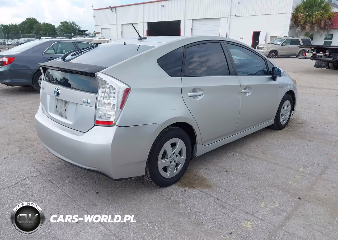 2010 Toyota Prius Ii VIN:JTDKN3DU2A1013613 - 4
