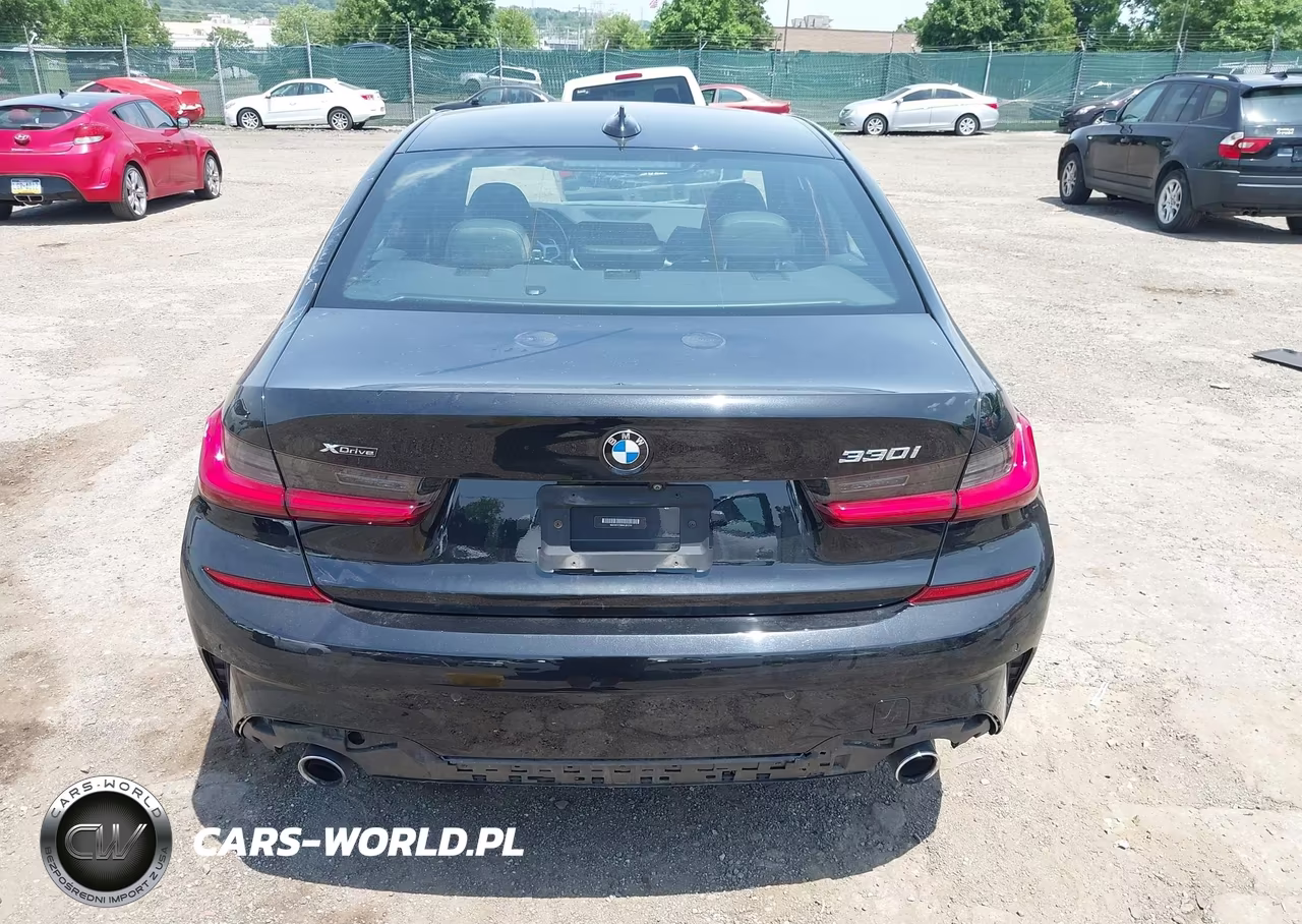 2019 BMW 330I xDrive VIN:WBA5R7C59KAJ81234 - 17