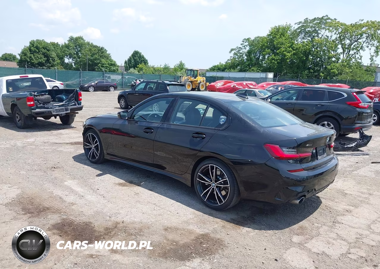 2019 BMW 330I xDrive VIN:WBA5R7C59KAJ81234 - 3