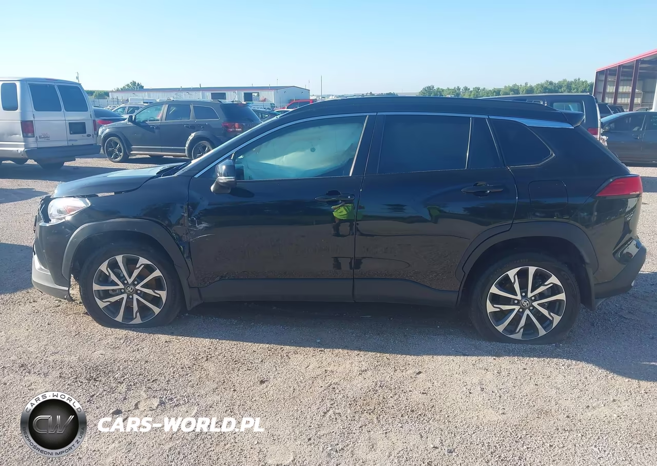 2022 Toyota Corolla Cross Xle VIN:7MUDAABGXNV022449 - 15