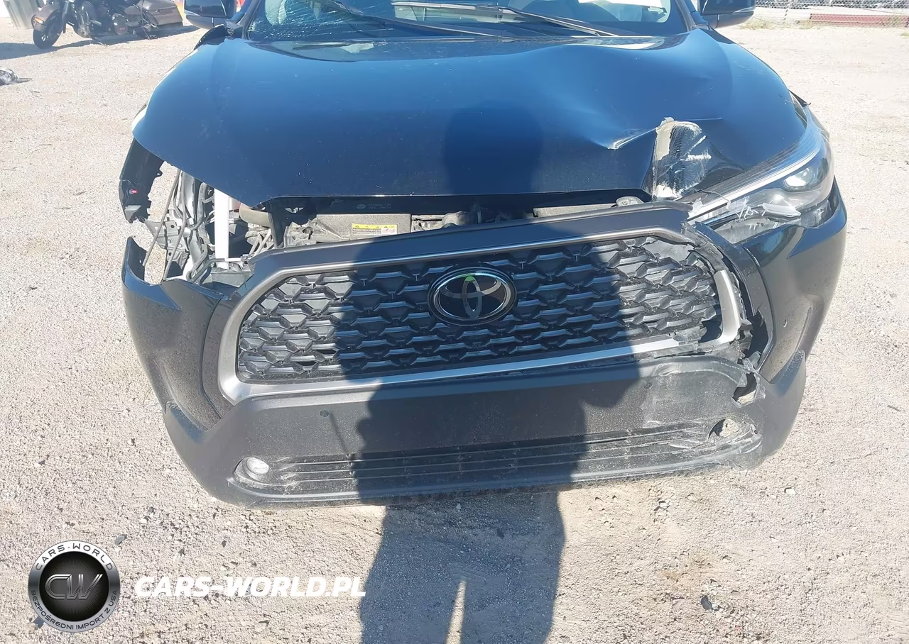 2022 Toyota Corolla Cross Xle VIN:7MUDAABGXNV022449 - 6
