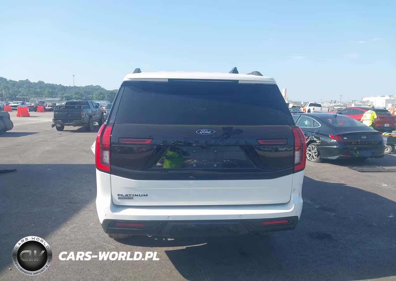 2025 Ford Expedition Platinum VIN:1FMJU1MG6SEA40364 - 17