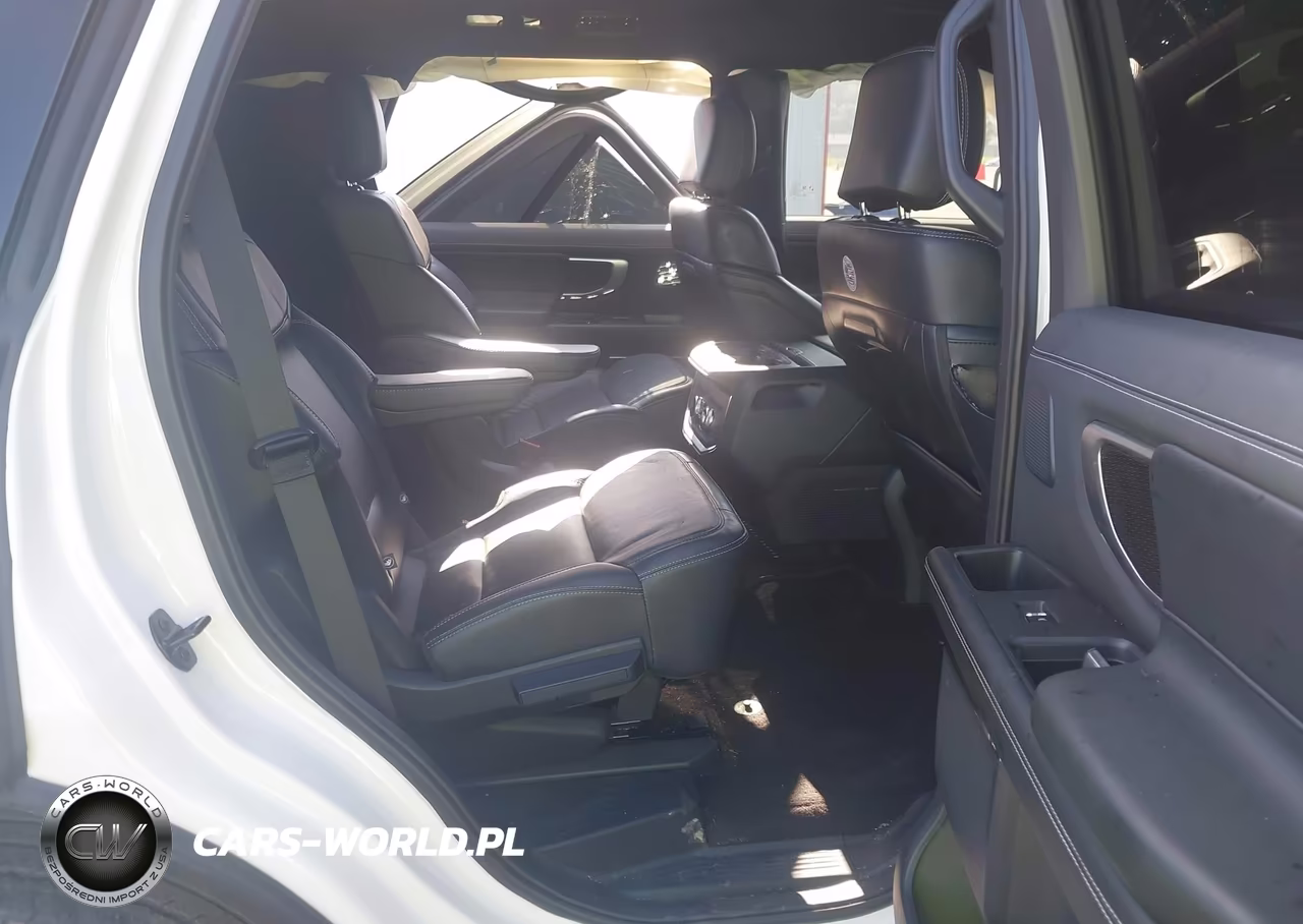 2025 Ford Expedition Platinum VIN:1FMJU1MG6SEA40364 - 8