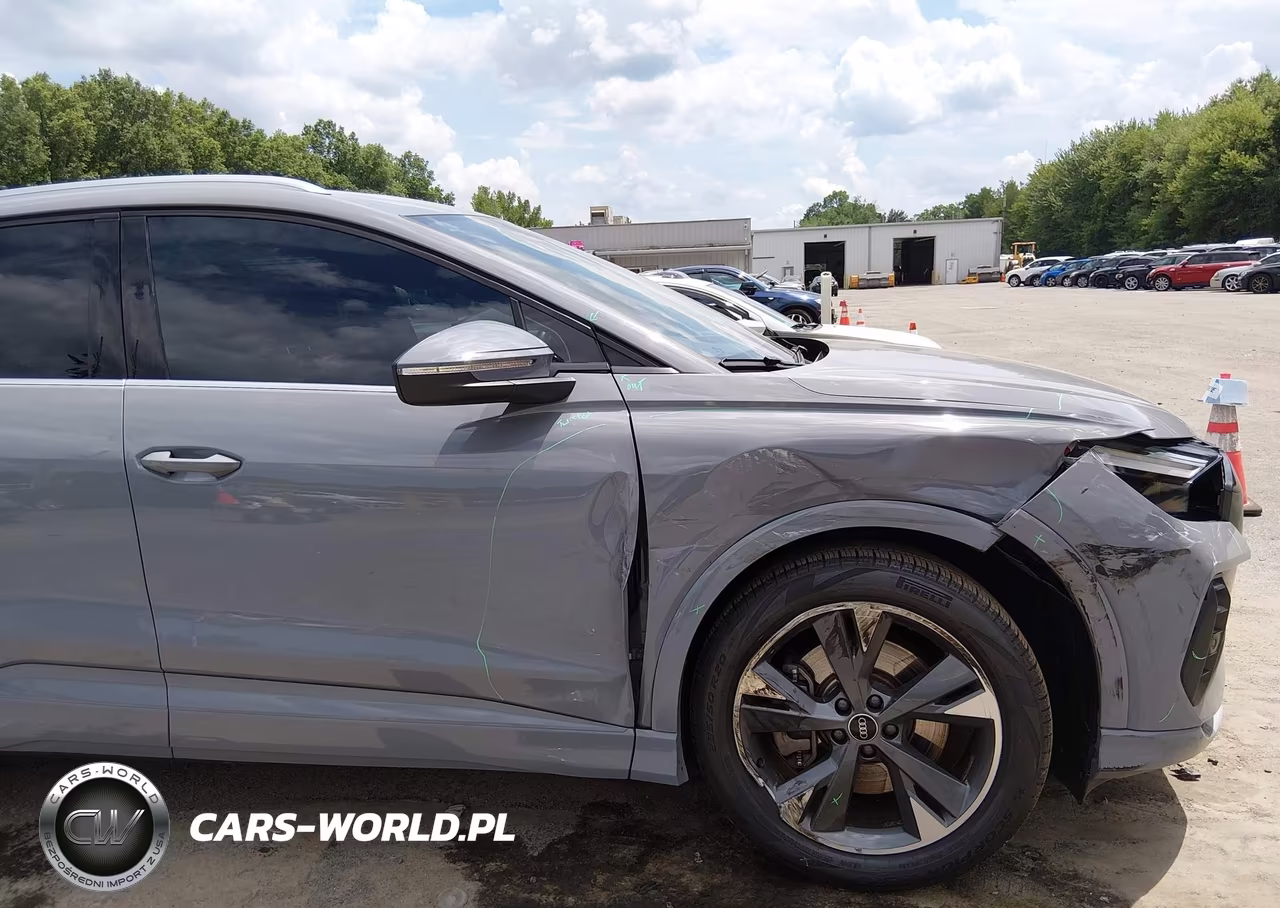 2022 Audi Q4 E-Tron Premium Plus 50 Quattro VIN:WA1H2BFZ9NP030427 - 6