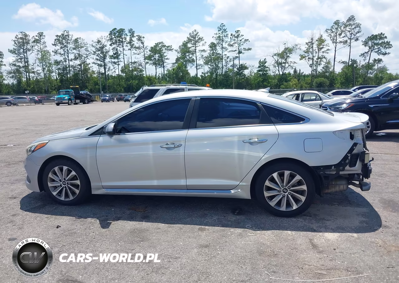 2015 Hyundai Sonata Sport VIN:5NPE34AF0FH080791 - 14